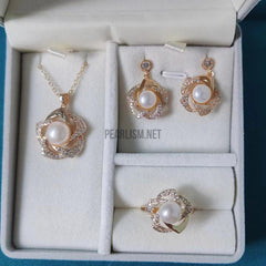 Fresh water pearl jewelry set