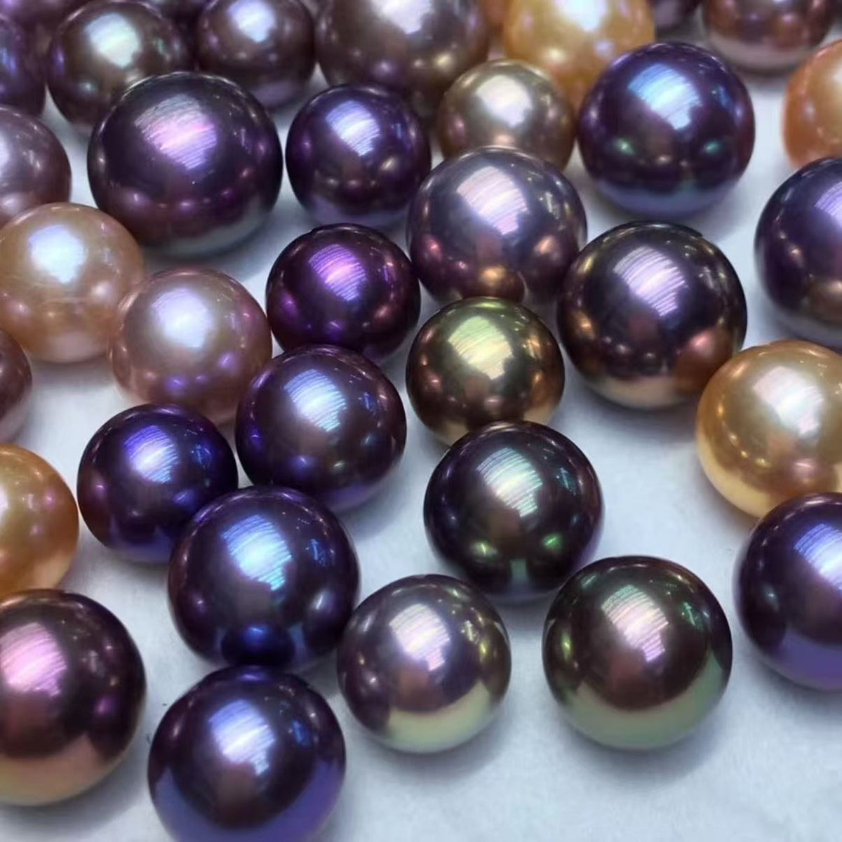 Black Friday Edison  (11-13mm Deep color Edison Pearl)