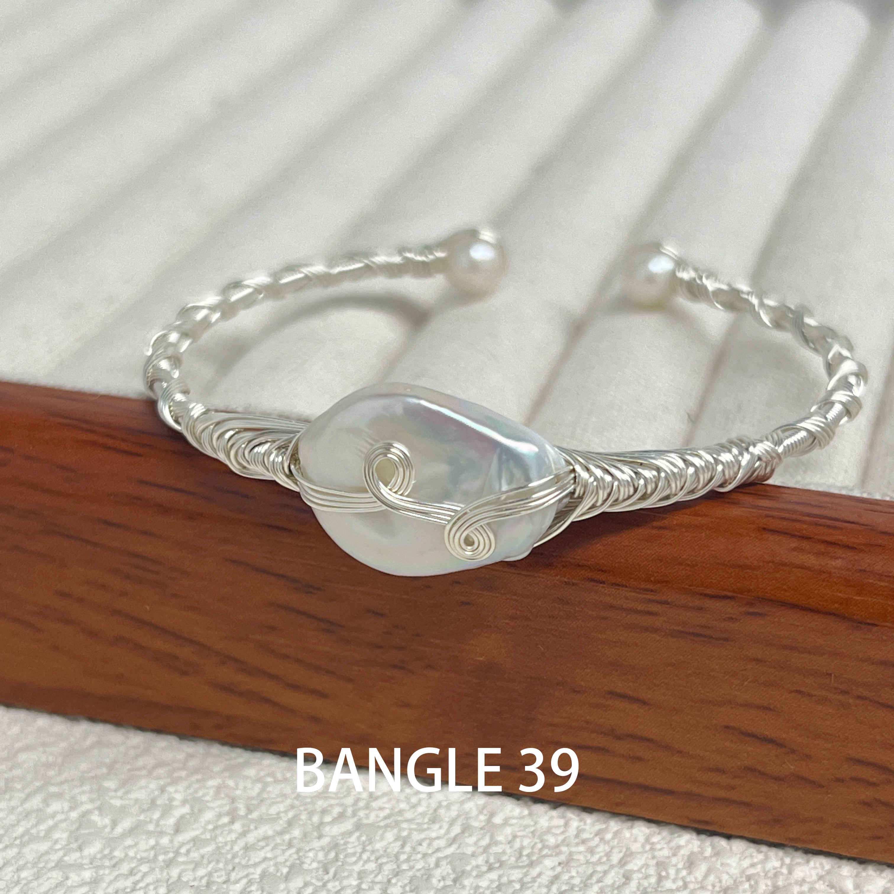 EASTERNPEARLISM Fresh Water Pearl Wire Wrapping Bangle【Wire Wrapping Bangel】